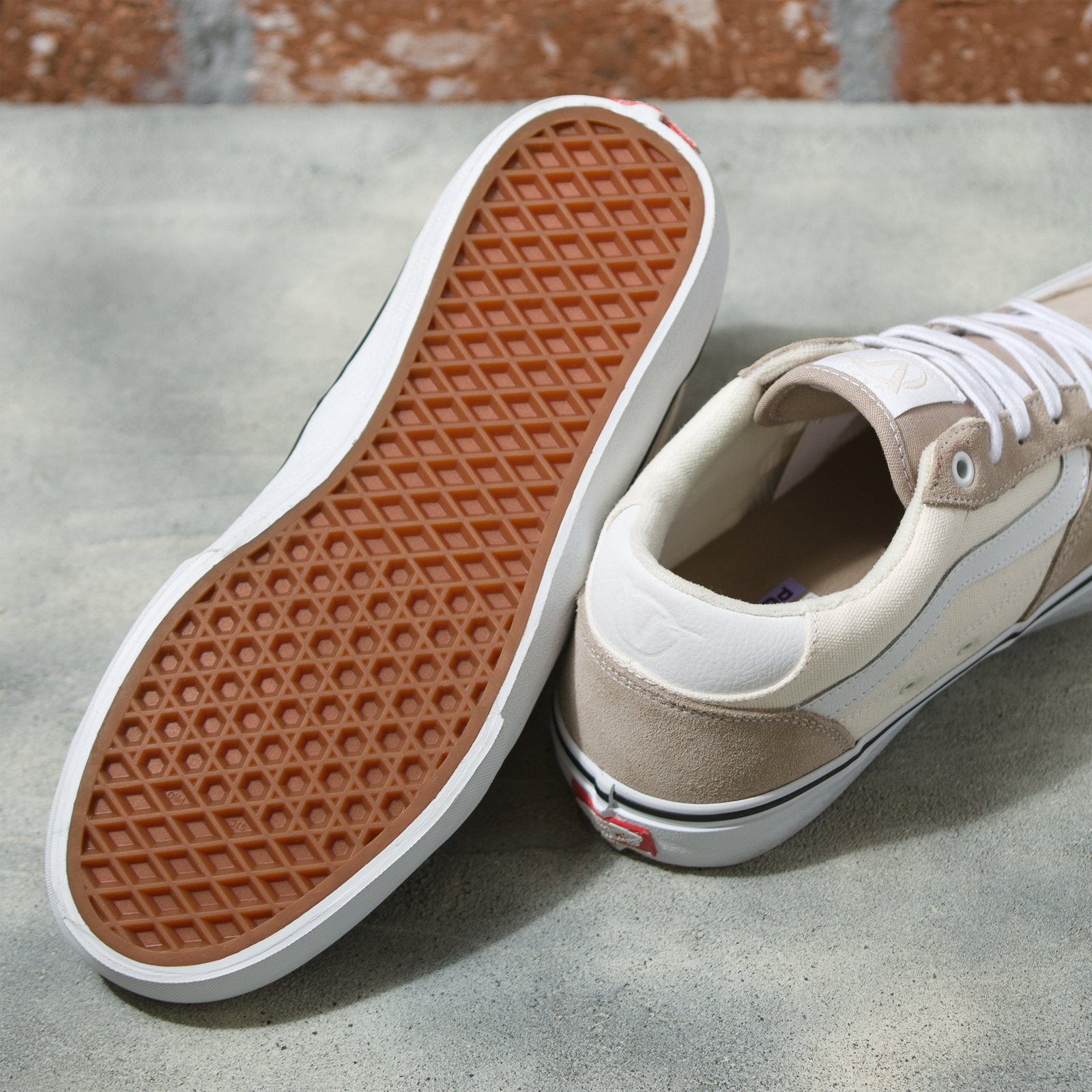 Cobblestone Rowan Pro Vans Skateboarding Shoe Bottom